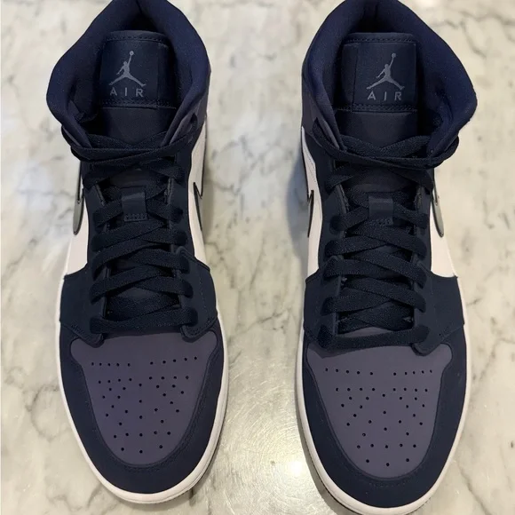 NIKE JORDAN 1 Mid Obsidian Sanded Purple (2020) - Picture 5 of 11